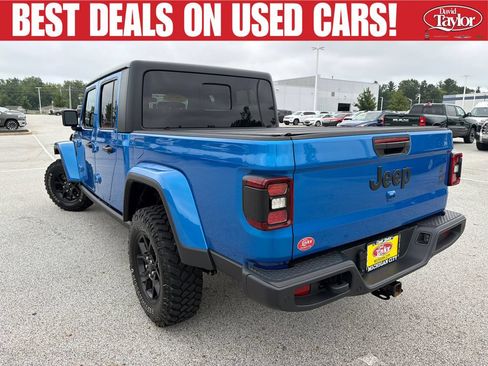 Used 2025 Jeep Gladiator Sport AWD/4WD image 6