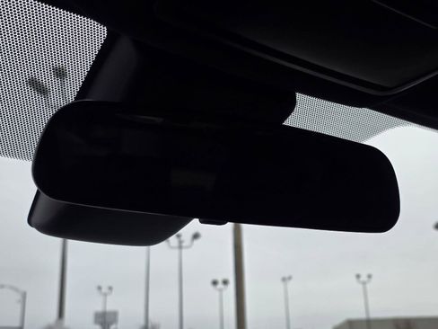 Used 2017 Toyota RAV4 SE w/ Power Special Value Package image 25