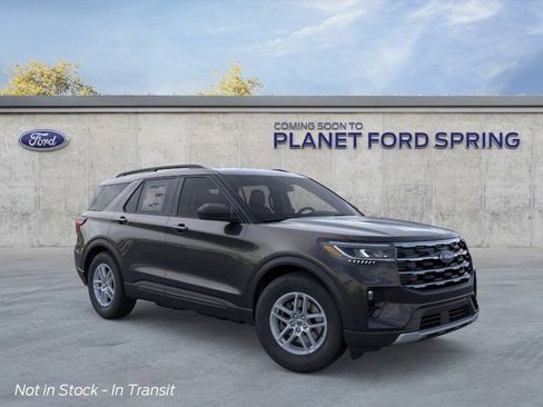 New 2026 Ford Explorer Active RWD image 7