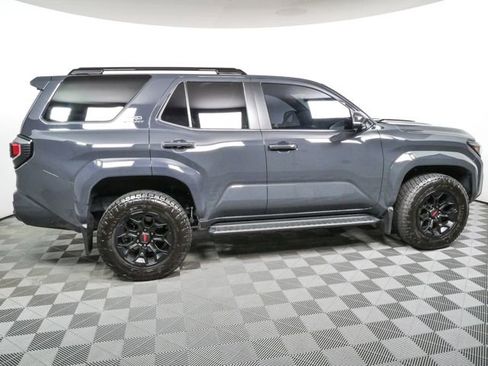 Used 2025 Toyota 4Runner TRD Sport Premium AWD/4WD image 2