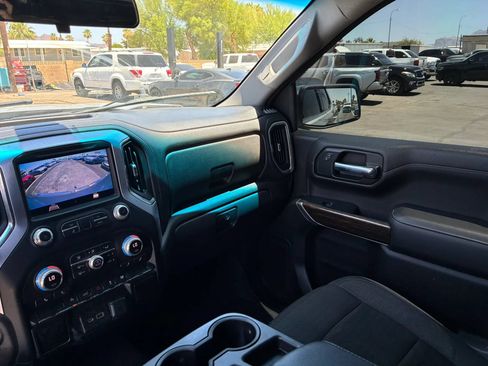 Used 2020 GMC Sierra 1500 SLE w/ SLE Value Package RWD image 18