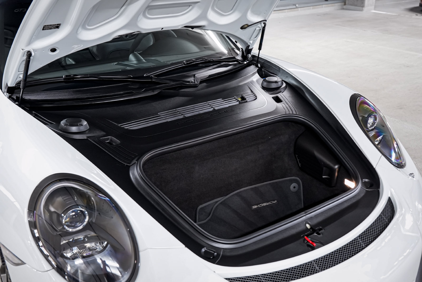 Used 2016 Porsche 911 GT3 RWD image 38
