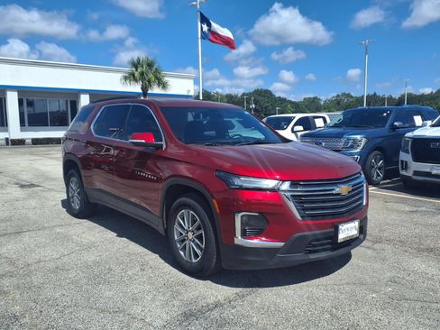 Used 2023 Chevrolet Traverse LT FWD image 20