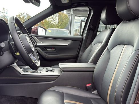 Certified 2024 MAZDA CX-90 Plug-In Hybrid w/ Premium Plus image 12