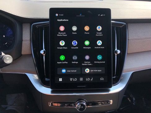 New 2026 Volvo XC90 B6 Plus w/ Protection Package Premier image 24