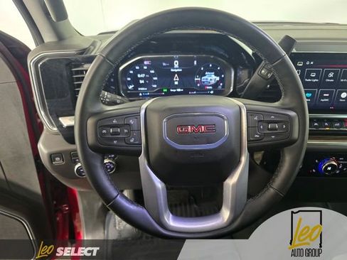 Used 2024 GMC Sierra 1500 Elevation image 11