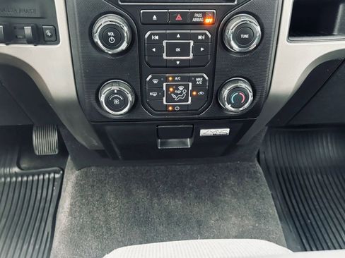 Used 2014 Ford F150 XLT w/ Equipment Group 302A Luxury AWD/4WD image 31