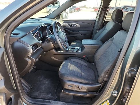 Used 2023 Chevrolet Traverse LT w/ LPO, Cargo Package image 11