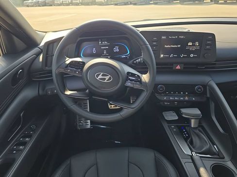 New 2026 Hyundai Elantra SEL Sport FWD image 16