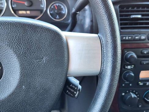 Used 2008 Chevrolet Uplander LS w/ Climate Package image 28