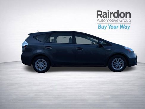 Used 2013 Toyota Prius V Three image 9