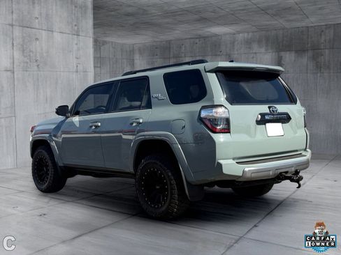 Used 2023 Toyota 4Runner TRD Off-Road Premium w/ Moonroof Package AWD/4WD image 4