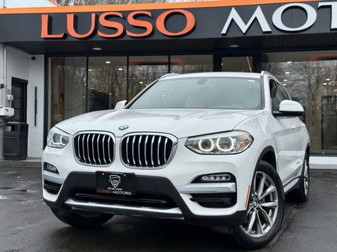 Used 2018 BMW X3 xDrive30i image 1