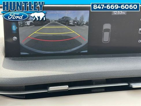 Used 2023 Genesis GV70 2.5T w/ Select Package AWD/4WD image 25