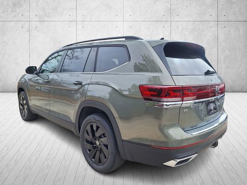 New 2026 Volkswagen Atlas SE image 3