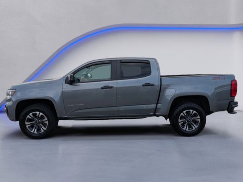 Used 2022 Chevrolet Colorado Z71 AWD/4WD image 6