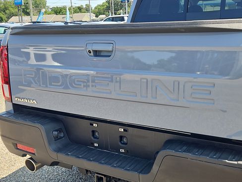 Certified 2024 Honda Ridgeline RTL image 12