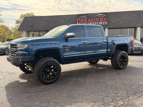 Used 2017 Chevrolet Silverado 1500 LTZ Z71 w/ LTZ Plus Package AWD/4WD image 2