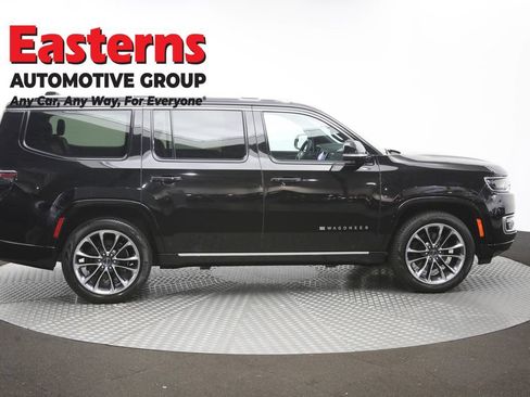 Used 2024 Jeep Wagoneer Series III w/ Premium Group I AWD/4WD image 51