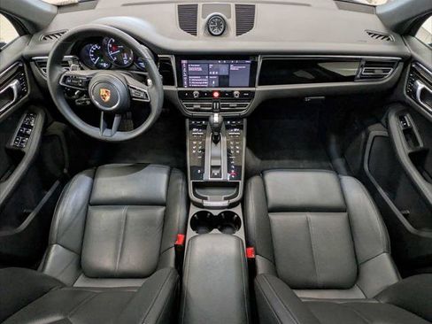 Used 2024 Porsche Macan AWD/4WD image 20