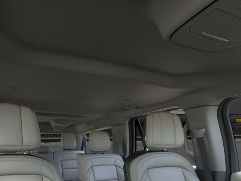 New 2026 Lincoln Navigator L Premier image 22