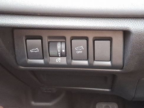 Used 2021 Subaru Outback Touring XT image 24