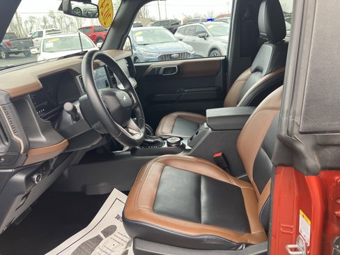 Used 2024 Ford Bronco Outer Banks image 19