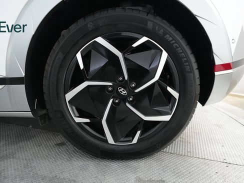 Used 2024 Hyundai Ioniq 5 Limited RWD image 9