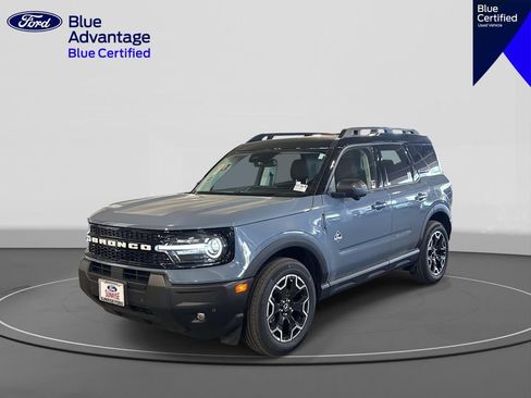 Used 2025 Ford Bronco Sport Outer Banks w/ Outer Banks Tech Package+ AWD/4WD image 1