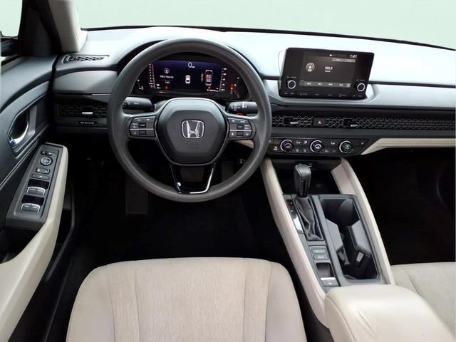 Used 2023 Honda Accord EX image 17