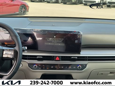 New 2026 Kia Sorento S w/ S Panoramic Sunroof Package FWD image 17