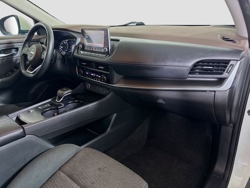 Used 2023 Nissan Rogue SV FWD image 30