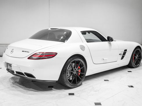 Used 2012 Mercedes-Benz SLS AMG Coupe image 9