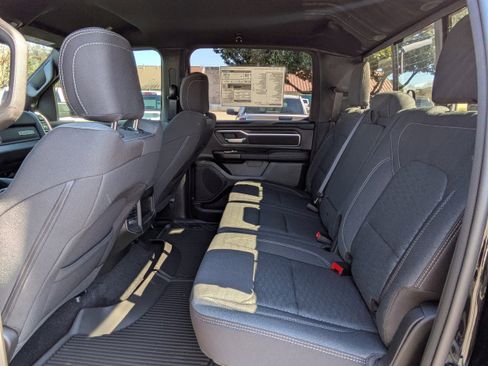 New 2026 RAM 1500 4x4 Crew Cab image 15