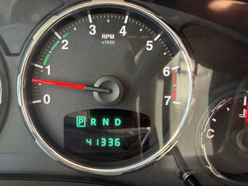 Used 2011 Jeep Liberty Sport image 19
