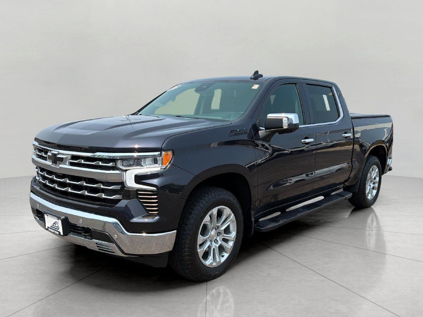 Used 2023 Chevrolet Silverado 1500 LTZ AWD/4WD image 10
