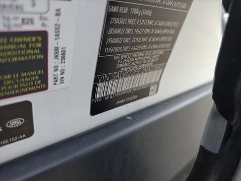 Certified 2022 Land Rover Range Rover Sport SVR image 30