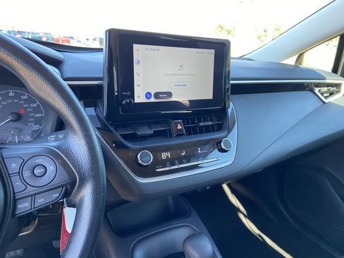 Used 2024 Toyota Corolla LE image 37