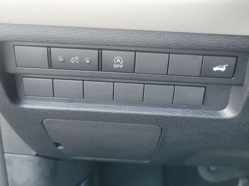 New 2026 Mitsubishi Outlander SE FWD image 24