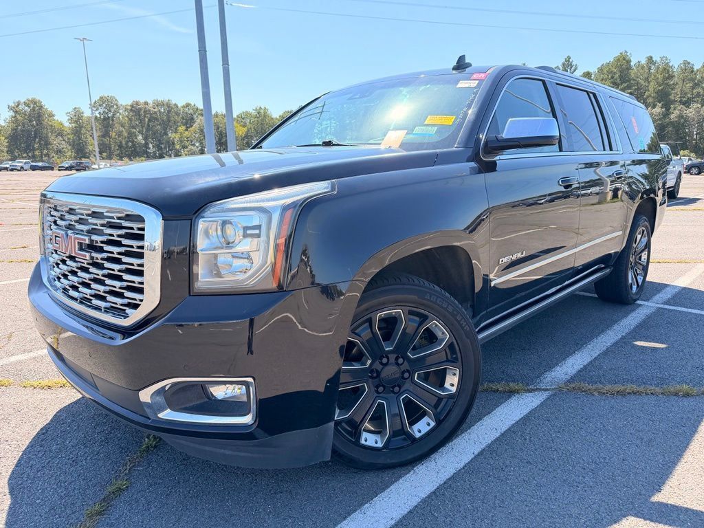 Used 2018 GMC Yukon XL Denali w/ Denali Ultimate Package AWD/4WD image 2