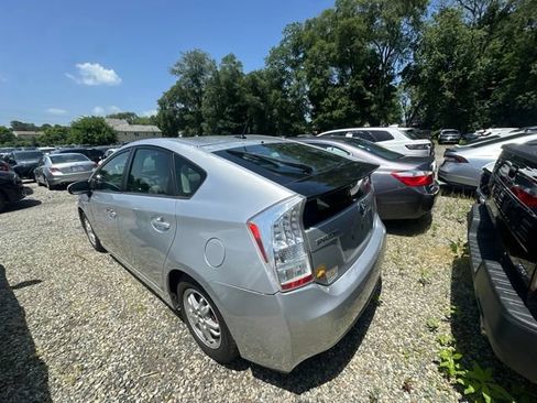 Used 2010 Toyota Prius Five FWD image 3