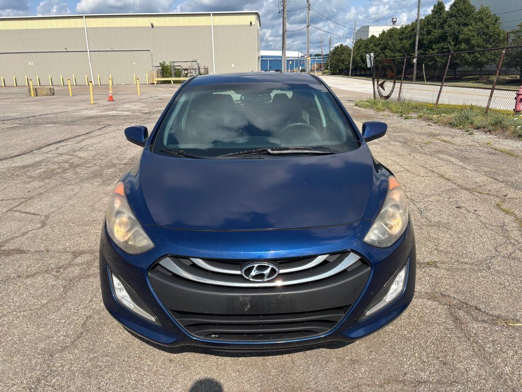 Used 2013 Hyundai Elantra GT FWD image 8
