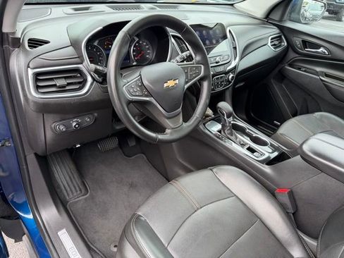 Used 2023 Chevrolet Equinox Premier FWD image 18