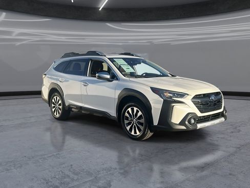 Certified 2023 Subaru Outback Touring XT image 2