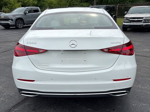 Used 2025 Mercedes-Benz C 300 4MATIC Sedan image 5