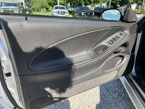 Used 2003 Ford Mustang GT RWD image 10