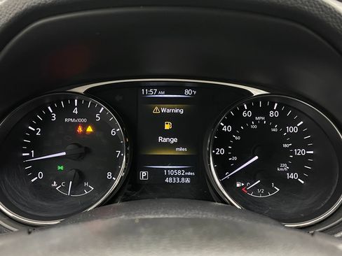 Used 2016 Nissan Rogue SV AWD/4WD image 20