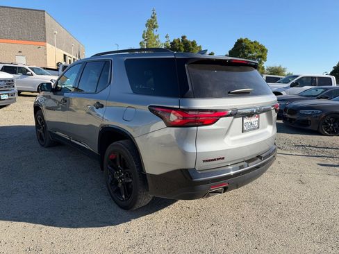 Used 2023 Chevrolet Traverse Premier w/ Redline Edition AWD/4WD image 3
