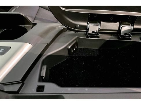 Used 2016 Chevrolet Corvette Z06 w/ 2LZ Preferred Equipment Group image 32