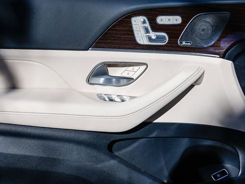 New 2026 Mercedes-Benz GLE 450 4MATIC image 21